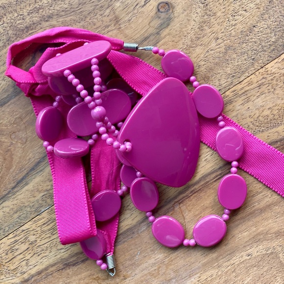 💗 Luella Bartley x Target Magenta Necklace 💗 - Picture 2 of 2